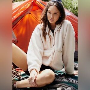 Free People Movement“Hit The Slopes Fleece Jacket” Women’s size XS